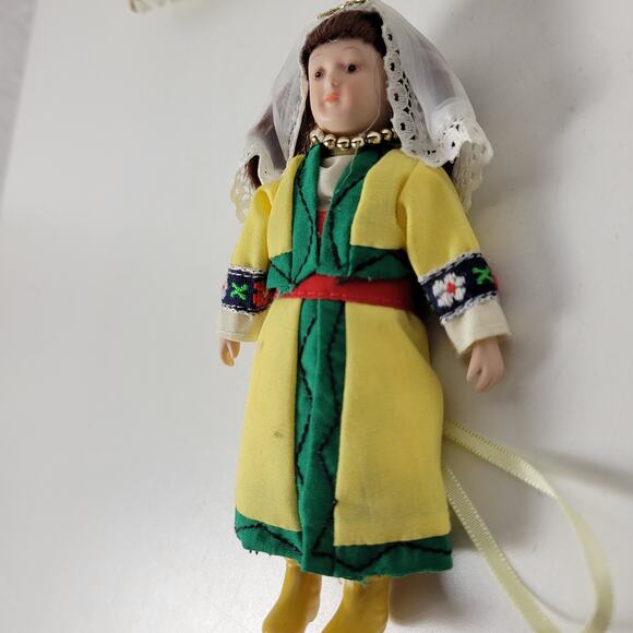 Danbury Mint Anita-Argentina Dolls 5" Yellow Children Of The World Collectables - Picture 2 of 12